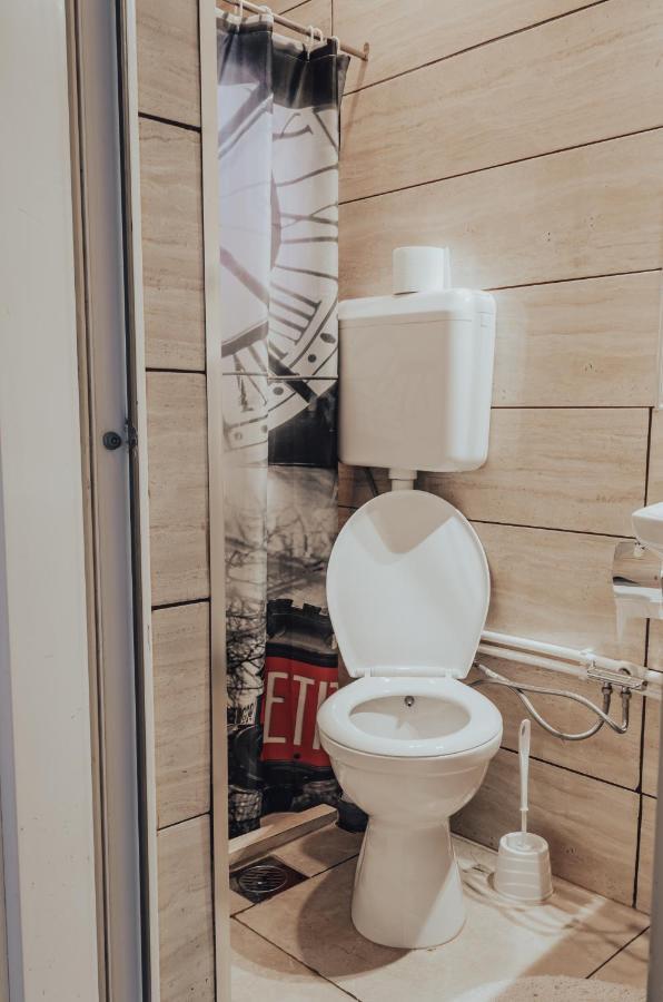 Oda Hostel Priştine Dış mekan fotoğraf