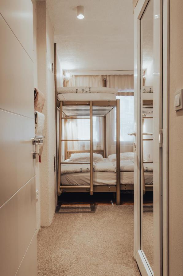 Oda Hostel Priştine Dış mekan fotoğraf